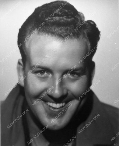 smiling Dick Foran portrait 11247-06