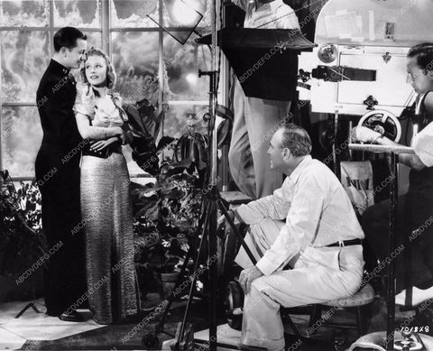 candid Robert Young Florence Rice director Sam Wood Navy Blue & Gold 1161-27