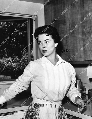 candid Shirley Temple at home in the kitchen 1206-02