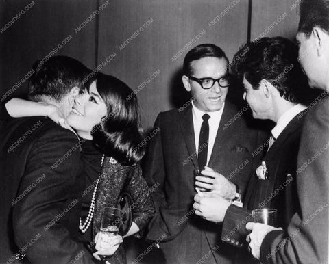 candid photo Natalie Wood Eddie Fisher out on the town somewhere 1211-23