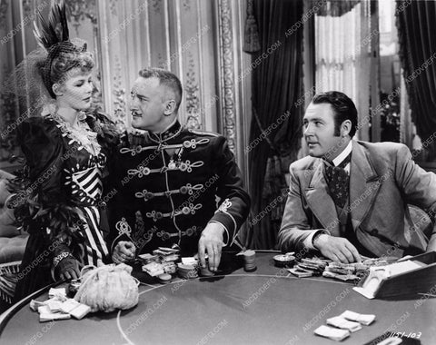 Veda Ann Borg George Sanders Ian Hunter in Bittersweet film scene 1220-34
