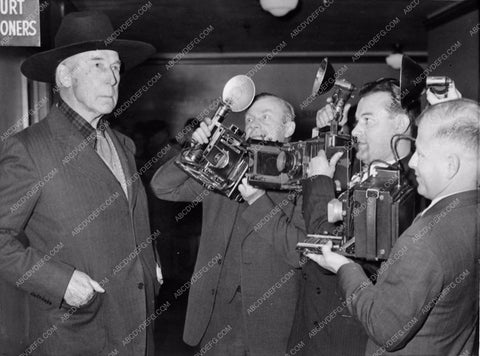 c 1944 William S. Hart press photographers and their cameras 1294-16