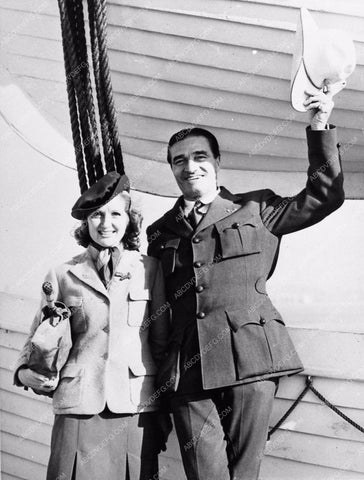 candid Tom Mix and his wife 1294-18