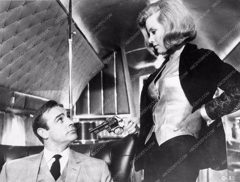 Sean Connery Honor Blackman James Bond film Goldfinger 1318-30
