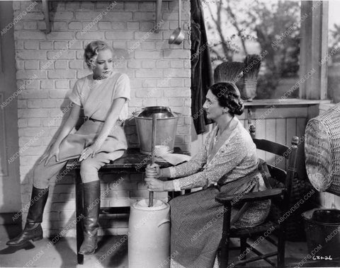 Miriam Hopkins with Beulah Bondi churning butter in Strangers Return 1324-30