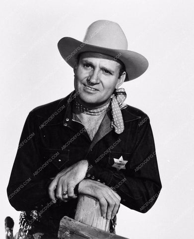 candid cowboy western star Gene Autry 1328-25