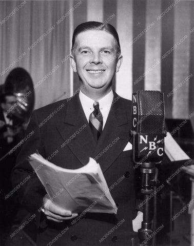 radio personality Ken Carpenter and NBC microphone 1365-06