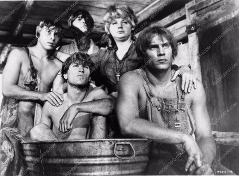Shelley Winters and her boys from Bloody Mama 1391-20