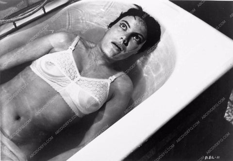 bathtub shock scene from Blood and Black Lace 1391-22
