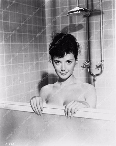 Kim Parker bathtub scene Fiend without a Face 1391-24