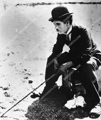 Charlie Chaplin classic The Tramp character 1506-04