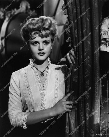beautiful Angela Lansbury film The Picture of Dorian Gray 1580-05