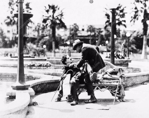 Charlie Chaplin silent film The Idle Class 1598-22