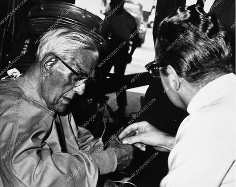 candid Boris Karloff on set 1645a-07