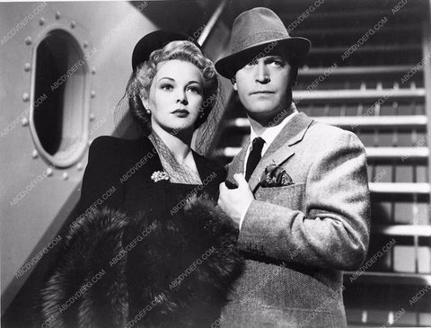 Chester Morris as Boston Blackie 1684-27