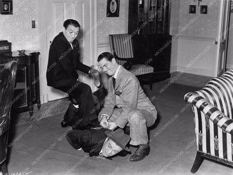 Chester Morris as Boston Blackie 1684-29