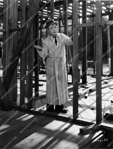Harry Langdon silent film Heart Trouble 1705-18