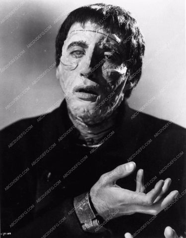 Peter Cushidng Christopher Lee Curse of Frankenstein 1714-26