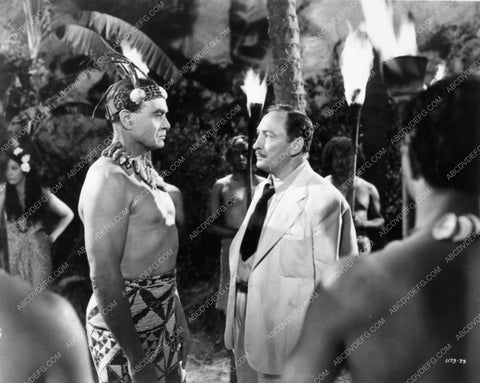 Lionel Atwill film scene 1717-14