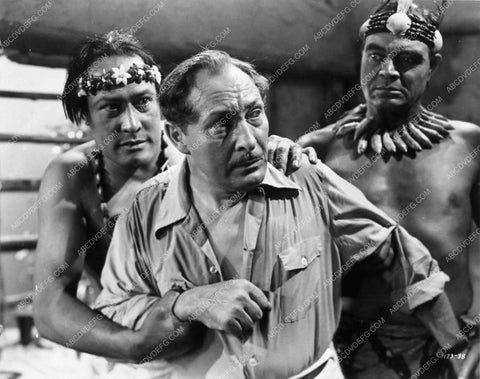 Lionel Atwill film scene 1717-16