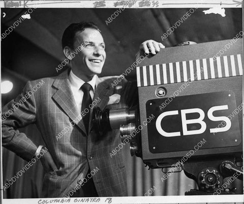 great candid Frank Sinatra Nat King Cole 1728-23