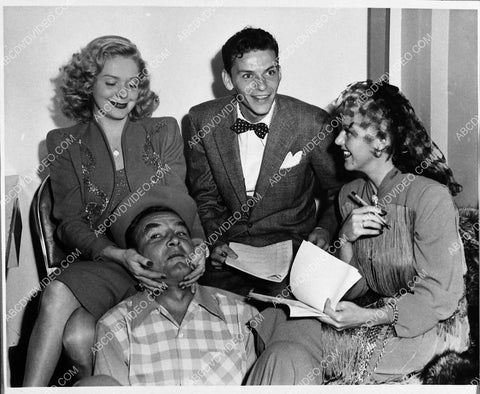 Alice Faye Frank Sinatra Ginger Rogers Ed Gardner candid radio 1731-23