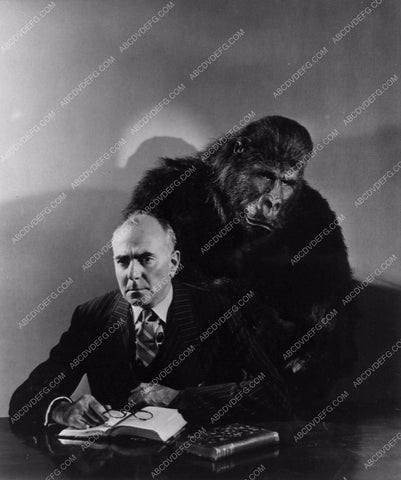 George Zucco and gorilla horror film The Monster and the Girl 1733-29