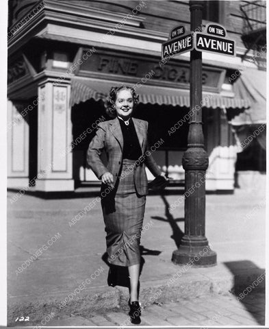 Alice Faye on the set of On the Avenue 1752-04