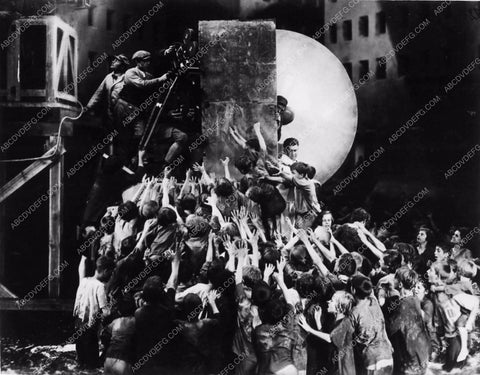 silent film Metropolis scene 1773-13