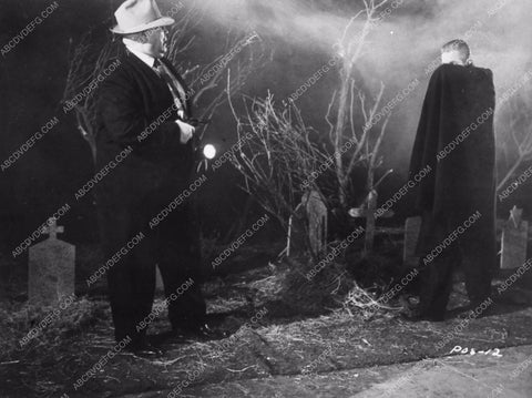 Tor Johnson and the dentist in Plan Nine from Outer Space 1804-01