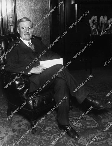 1927 news photo politics William E Dever Mayor of Chicago 1827-26