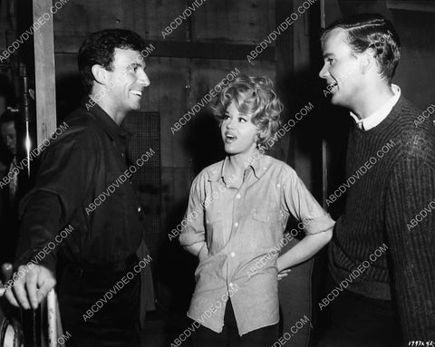 candid Tony Franciosa Jane Fonda Jim Hutton on set film Period of Adjustment 1854-20