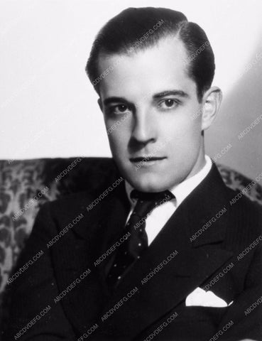 very handsome Ramon Novarro portrait 1860-11
