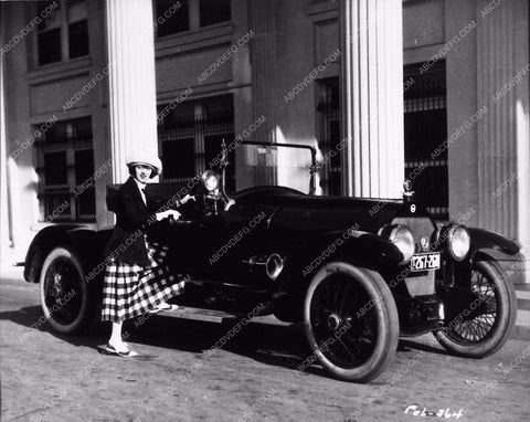 silent film star Mabel Normand and her new automobile 1864-33