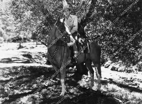 Bob Steele on horseback 1899-14