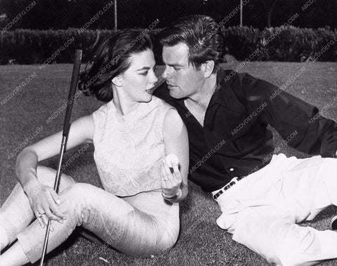 candid Robert Wagner Natalie Wood a day on the golf course 1902-28