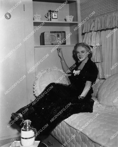 candid Alice faye in her dressing room 1921-21