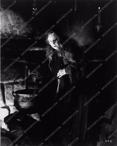 old lady from Mark of the Vampire remake London After Midnight 1933-29