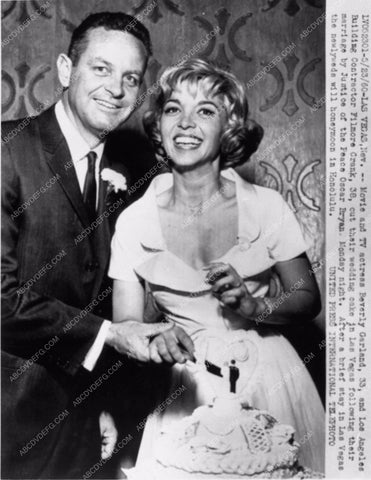 Beverly Garland wedding cake 1937-11