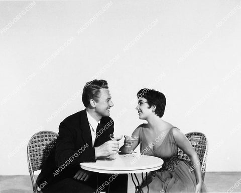 Van Johnson Elizabeth Taylor film The Last Time I Saw Paris 1974-10