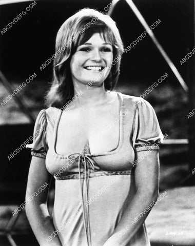 beautiful Valerie Perrine 1982-22