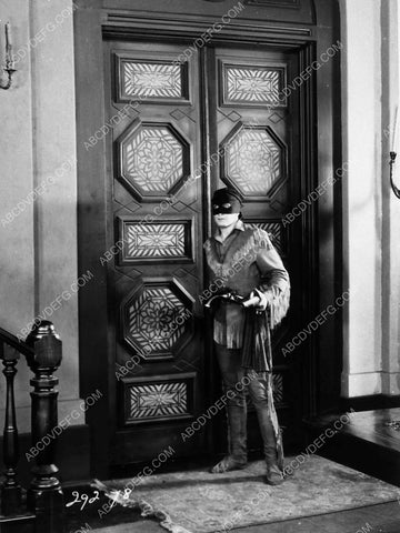 Tim McCoy in mask silent film Winners of the Wilderness 1996-30