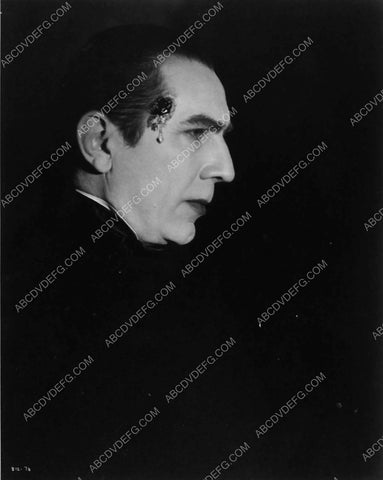 Bela Lugosi w bullet wound to head film Mark of the Vampire 2041-13