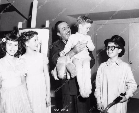 Walt Disney and family 2046-26