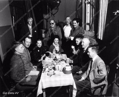 candid John Ford Tyrone Power Maureen O'Hara John Wayne Long Grey Line 2062-24