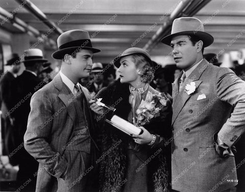 Carole Lombard Chester Morris comedy film The Gay Bride 2088-34