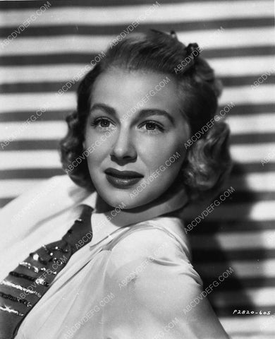 Betty Hutton portrait 2093b-18