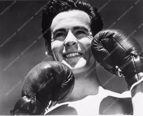 handsome and shirtless Robert Ryan in boxing gear 2107-04