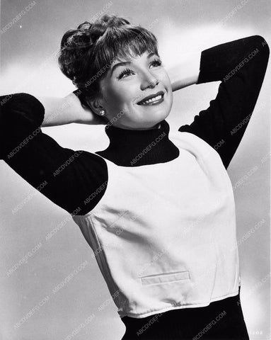 Shirley MacLaine portrait 2109-18
