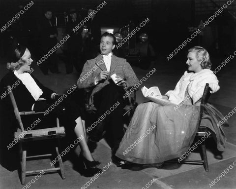 Alice Faye Dick Powell Madeleine Carroll candid on set film On the Avenue 2121-10